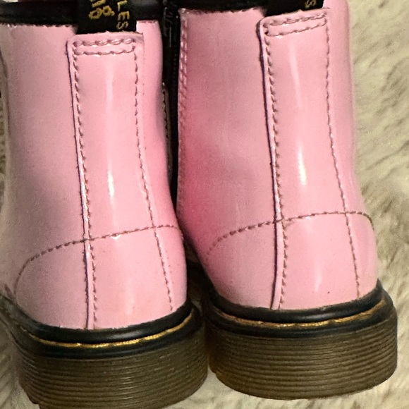 EUC Dr. Martens 1460 Boot - Kids Size 9 - Picture 8 of 12